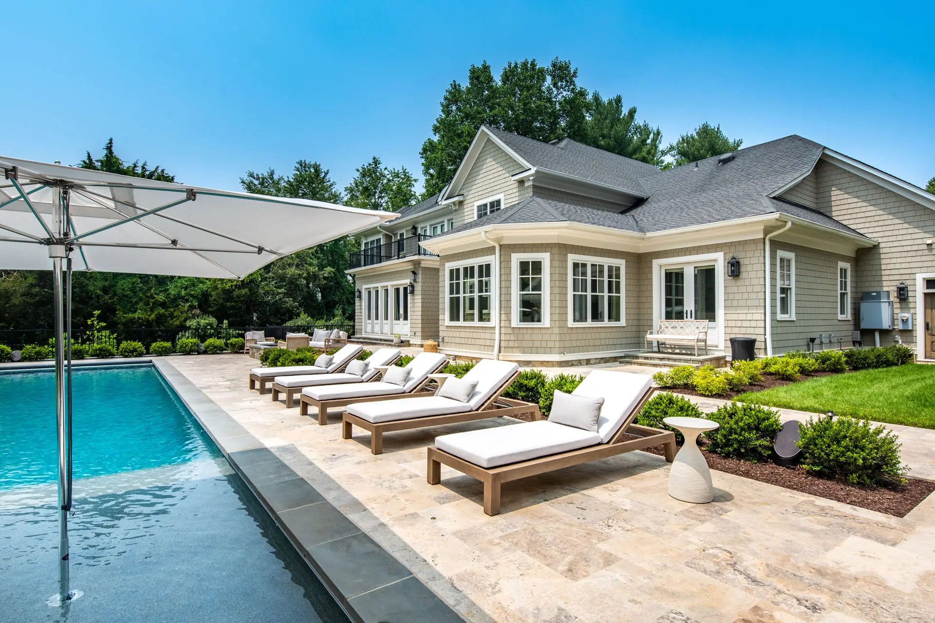 modern patio with pool seating