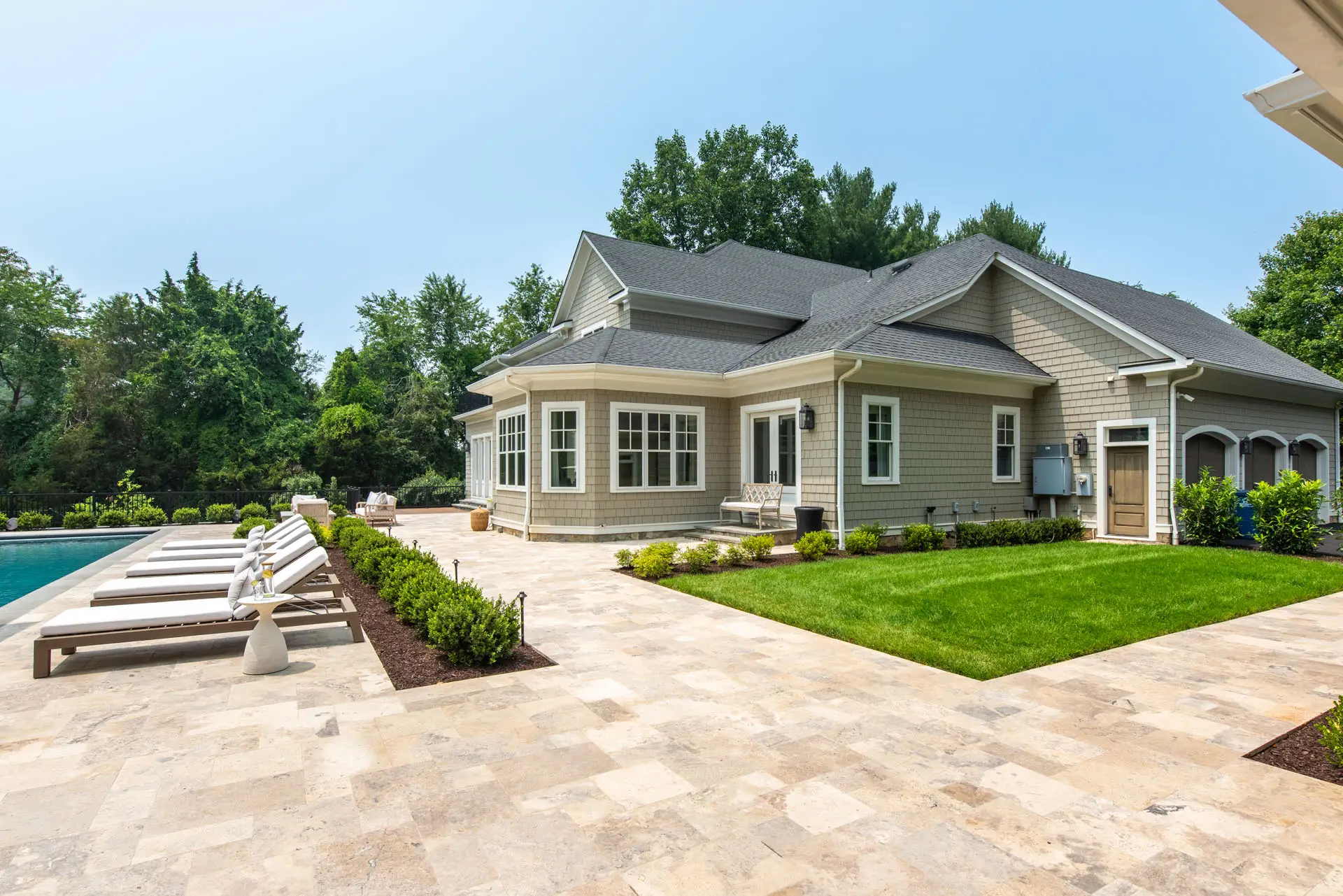 pristine lawn maintenance